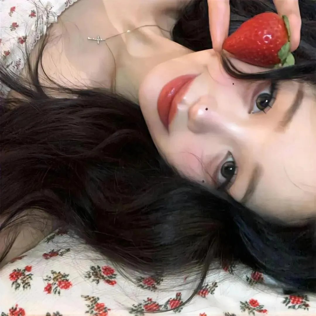 校花请自重，我真不是股神